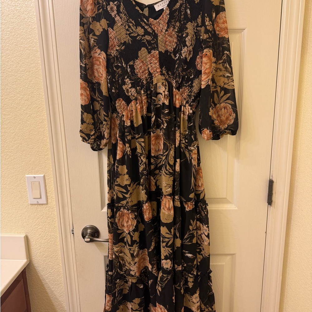 Chic Black and Brown Floral Midi Dress